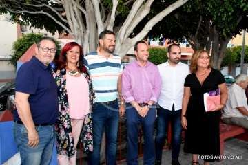 Daniel Castellano da el pistoletazo de salida a las fiestas de El Caracol (Foto Antonio Alí)